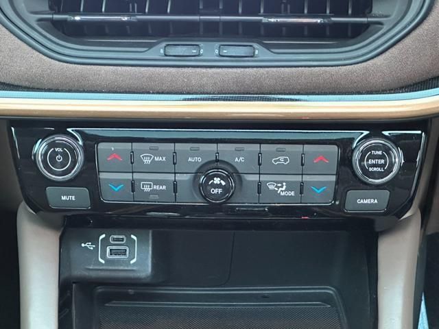 JEEP COMMANDER 2024 Image 31