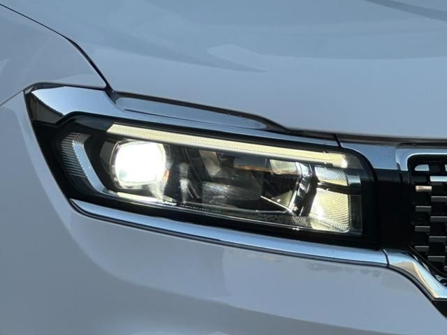 JEEP COMMANDER 2024 Image 31