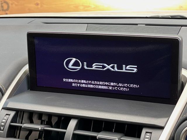 TOYOTA LEXUS NX300H AWD 2021 Image 31