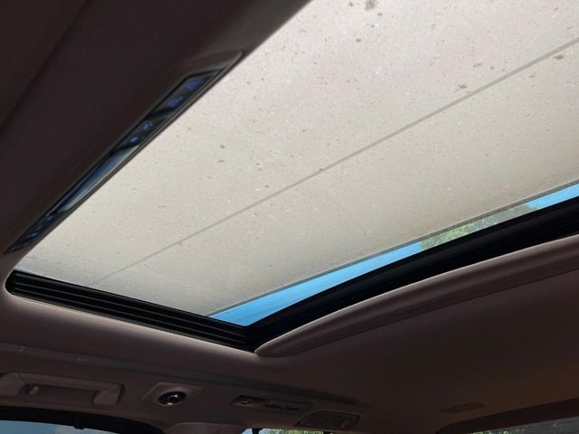 TOYOTA ALPHARD HYBRID 4WD 2018 Image 31