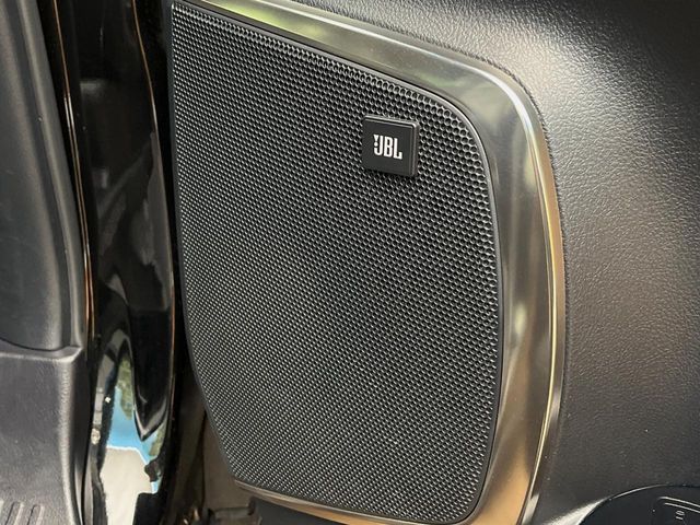 TOYOTA ALPHARD HYBRID 4WD 2018 Image 31