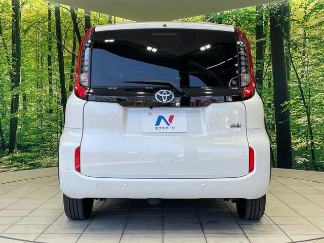 TOYOTA SIENTA HYBRID 2024 Image 31