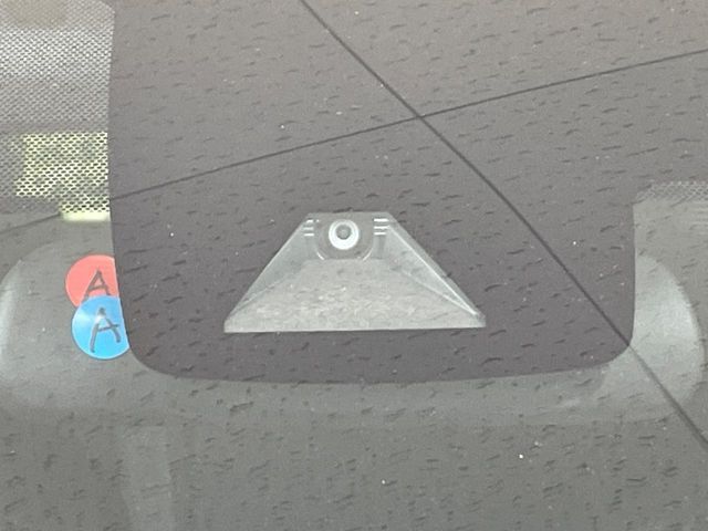 TOYOTA PRIUS 2016 Image 31