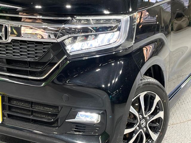 HONDA N BOX CUSTOM 2019 Image 31