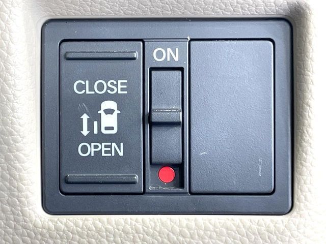 HONDA N BOX 2019 Image 31