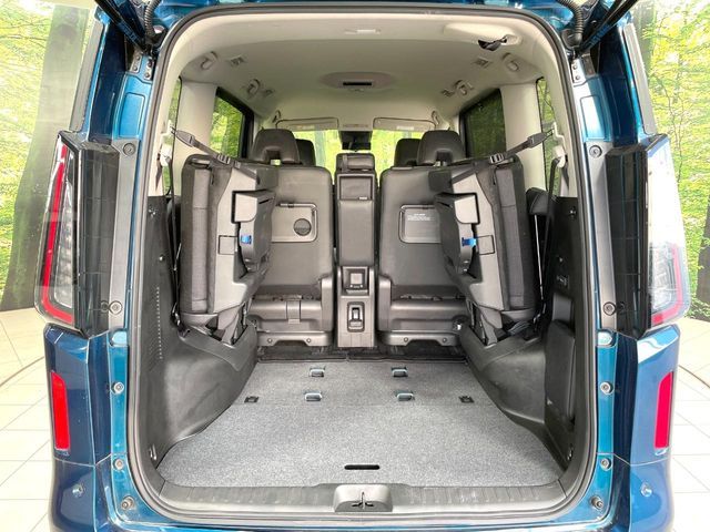 NISSAN SERENA  WG 2023 Image 31