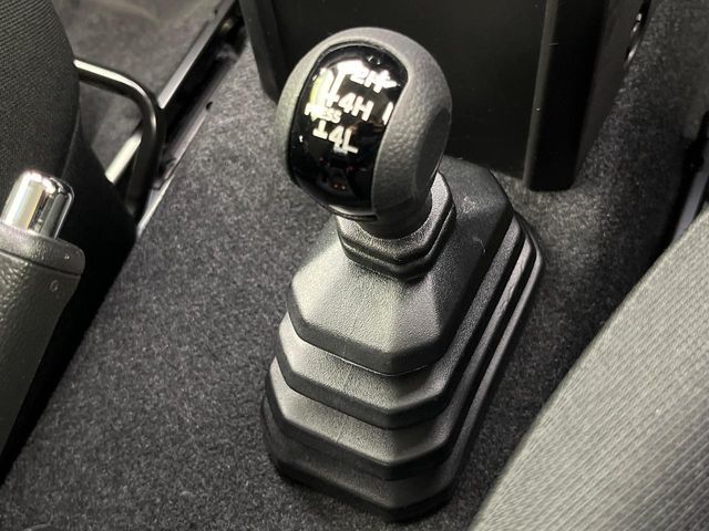 SUZUKI JIMNY SIERRA 2023 Image 31