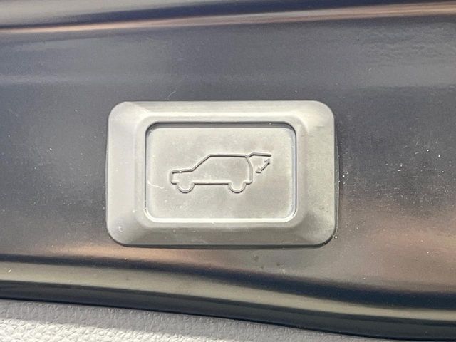 TOYOTA RAV4 4WD 2023 Image 31