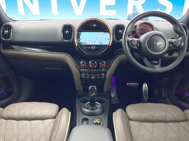 BMW MINI CROSSOVER 2019 Image 31