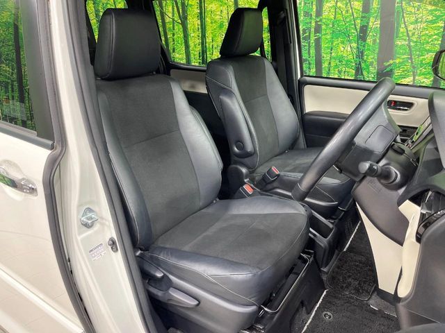 TOYOTA NOAH HYBRID 2018 Image 31