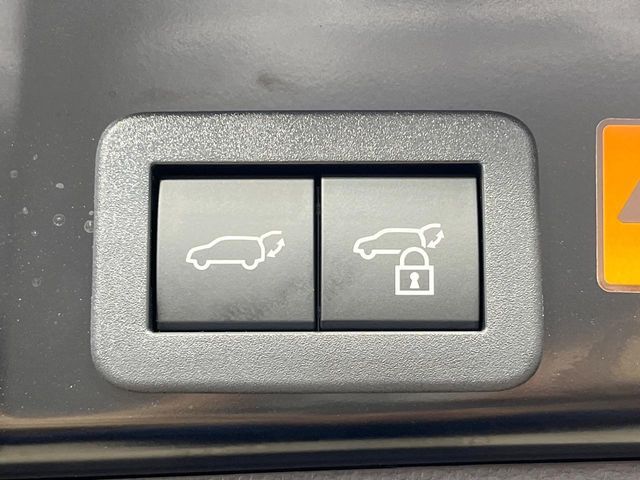TOYOTA RAV4 HYBRID 4WD 2026 Image 31