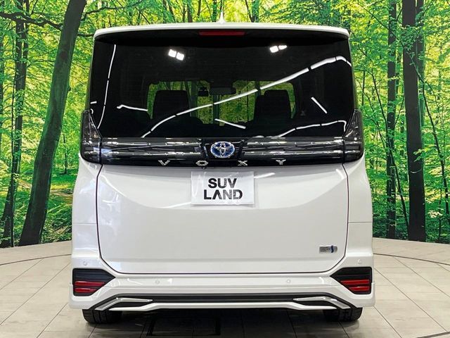 TOYOTA VOXY HYBRID 2023 Image 31