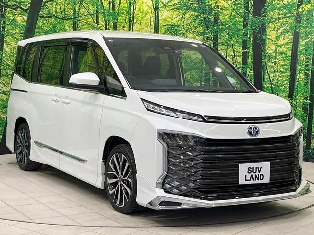 TOYOTA VOXY HYBRID 2023 Image 31