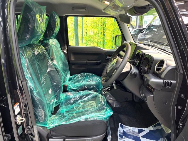 SUZUKI JIMNY NOMADE 2025 Image 31