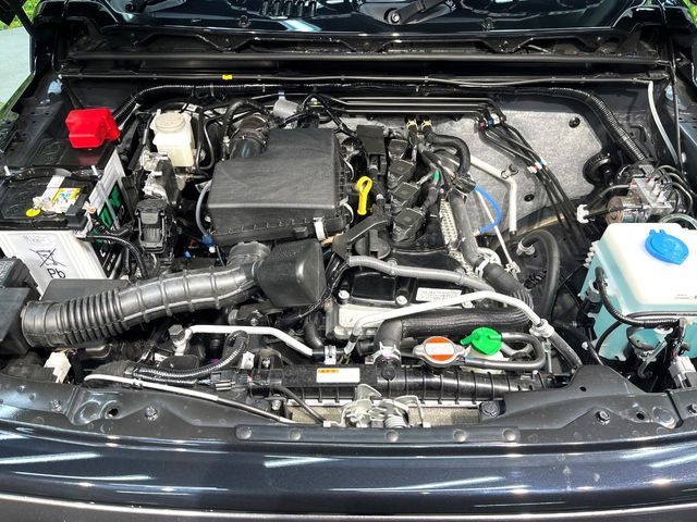 SUZUKI JIMNY NOMADE 2025 Image 31