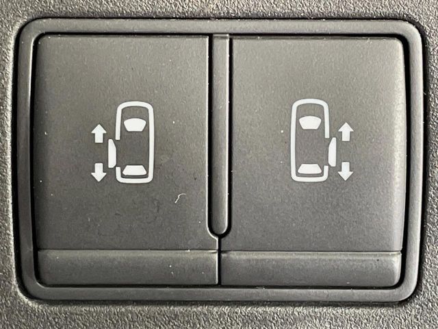 NISSAN SERENA  S-HYBRID 2017 Image 31