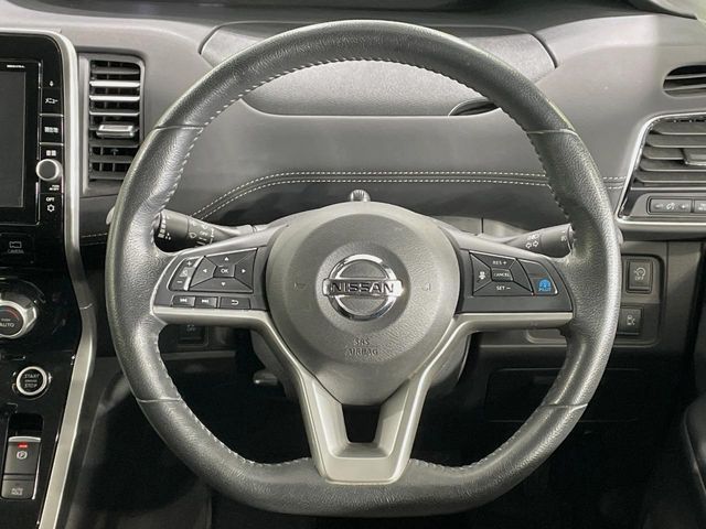 NISSAN SERENA  S-HYBRID 2017 Image 31