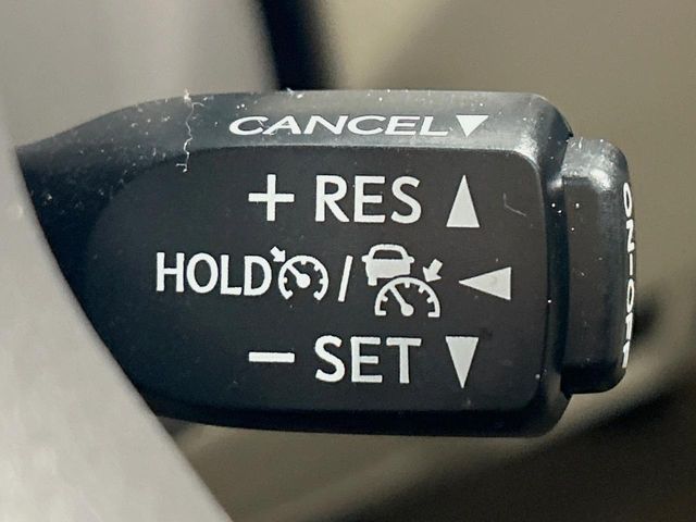 TOYOTA LANDCRUISER PRADO 2023 Image 31