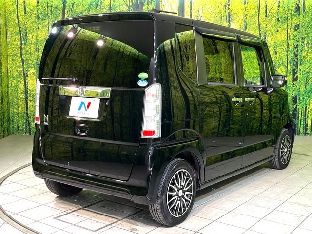 HONDA N BOX 2017 Image 31