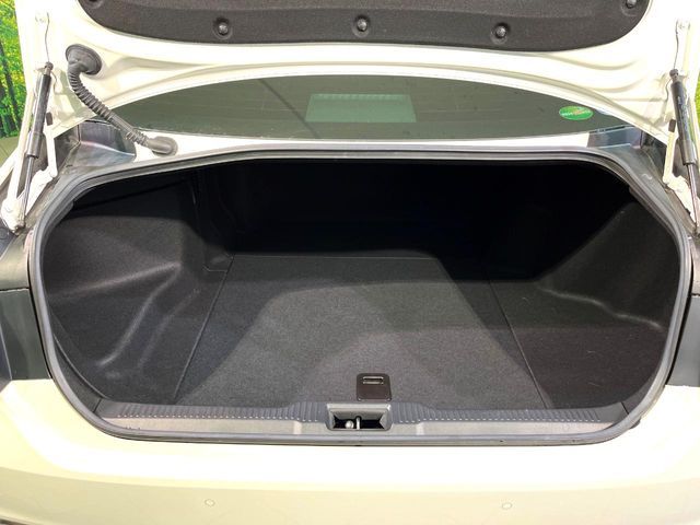 TOYOTA CROWN SEDAN HYBRID 2019 Image 31