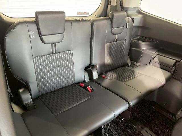 TOYOTA NOAH HYBRID 2023 Image 31