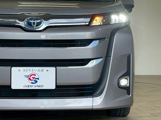 TOYOTA NOAH HYBRID 2023 Image 31