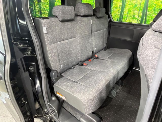 TOYOTA SIENTA HYBRID 2023 Image 31