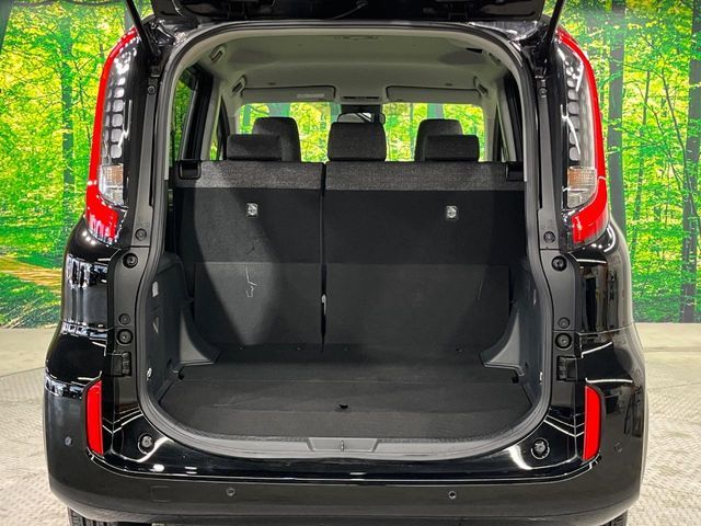 TOYOTA SIENTA HYBRID 2023 Image 31