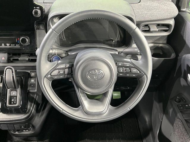 TOYOTA SIENTA HYBRID 2023 Image 31