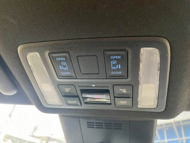 TOYOTA VOXY HYBRID 2023 Image 31