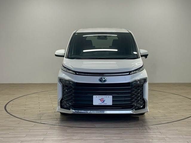TOYOTA VOXY HYBRID 2023 Image 31