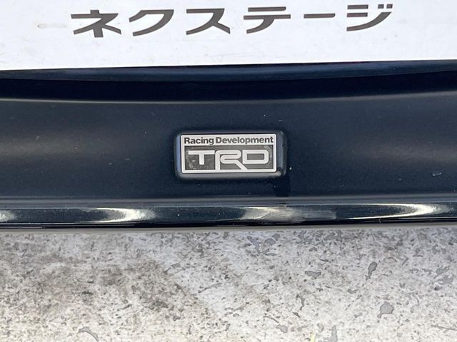 TOYOTA PRIUS 2016 Image 31
