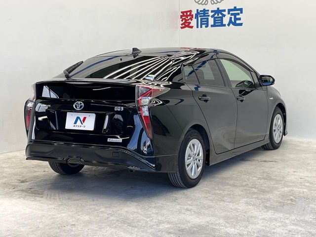 TOYOTA PRIUS 2016 Image 31