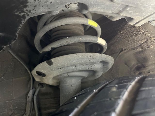 TOYOTA PRIUS 2016 Image 31