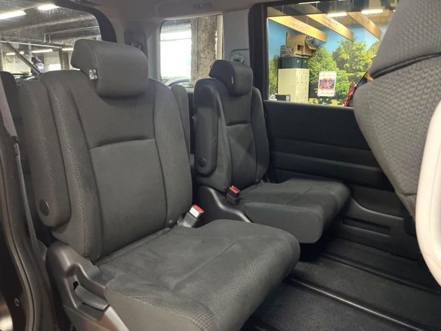 HONDA STEPWAGON SPADA 2012 Image 31