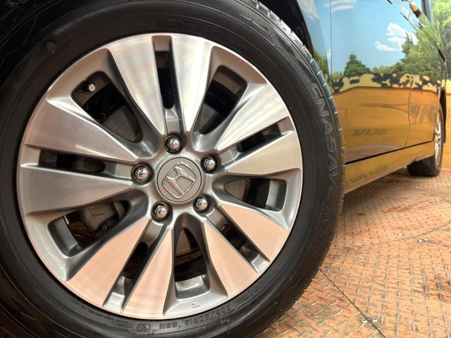 HONDA STEPWAGON SPADA 2012 Image 31