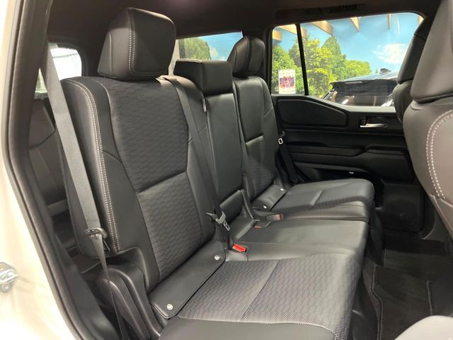 TOYOTA LANDCRUISER 250 2024 Image 31