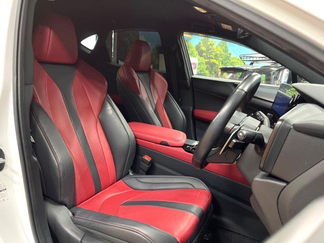 TOYOTA LEXUS NX450H+ AWD 2021 Image 31