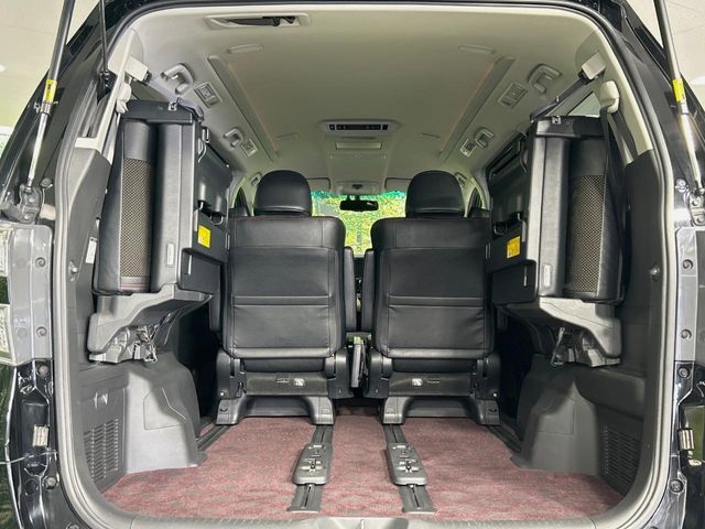 TOYOTA VELLFIRE 2013 Image 31