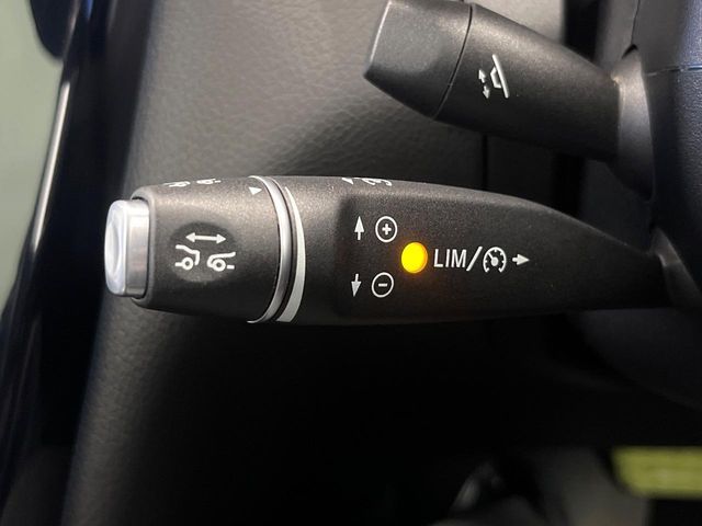 MERCEDES BENZ GLC CL 2017 Image 31