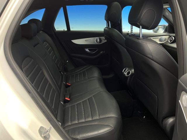 MERCEDES BENZ GLC CL 2017 Image 31