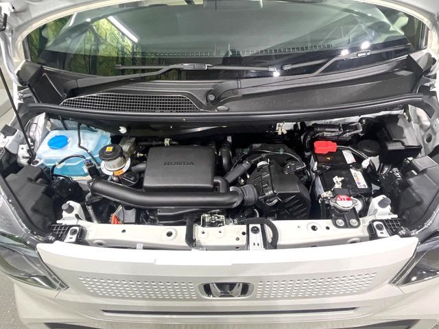 HONDA N BOX 2025 Image 31