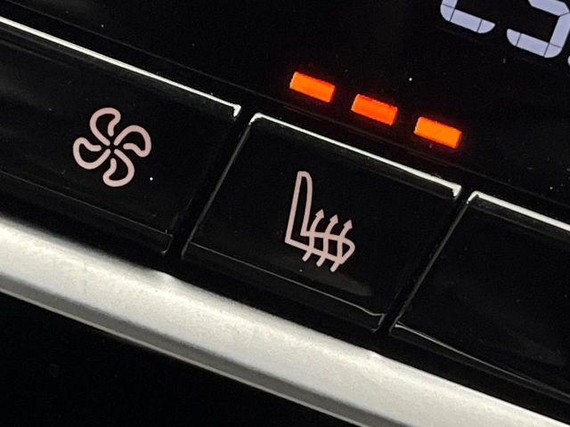 BMW 5SERIES SEDAN 2018 Image 31