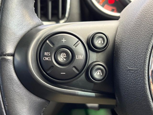 BMW MINI COOPER CROS 2019 Image 31