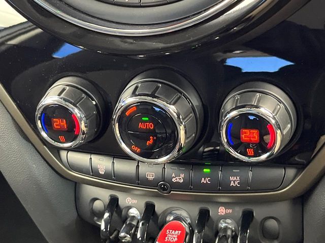 BMW MINI COOPER CROS 2019 Image 31