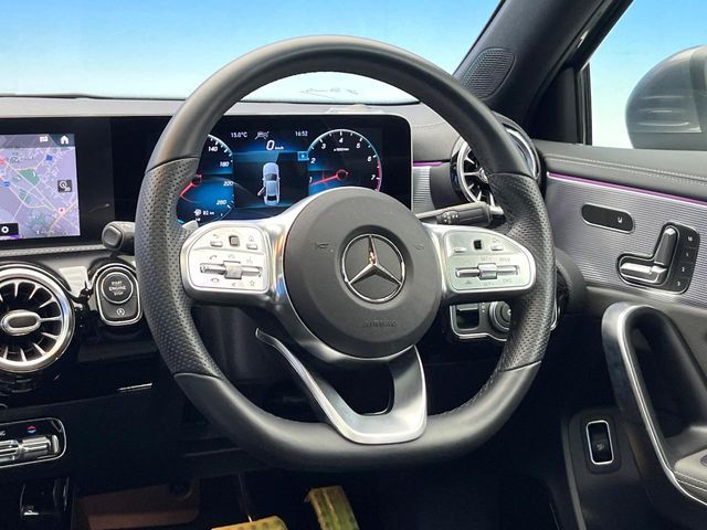 MERCEDES BENZ A CLAS 2021 Image 31