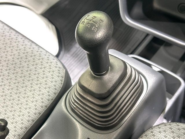 NISSAN NT100 CLIPPER 4WD 2017 Image 31