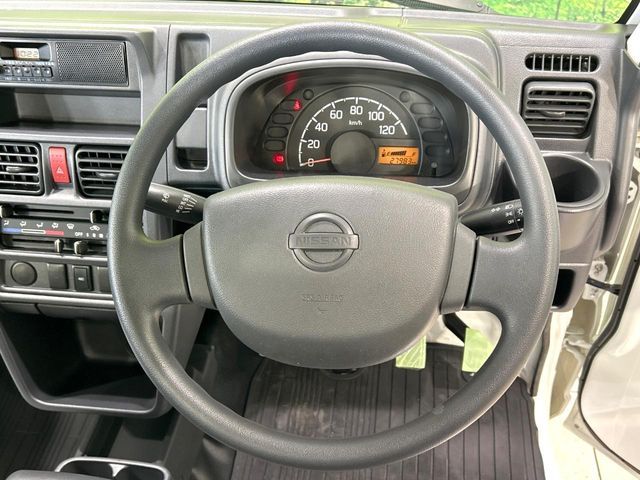 NISSAN NT100 CLIPPER 4WD 2017 Image 31