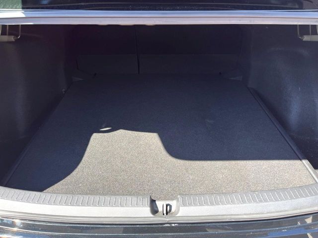 TOYOTA COROLLA SEDAN HYBRID 2020 Image 31