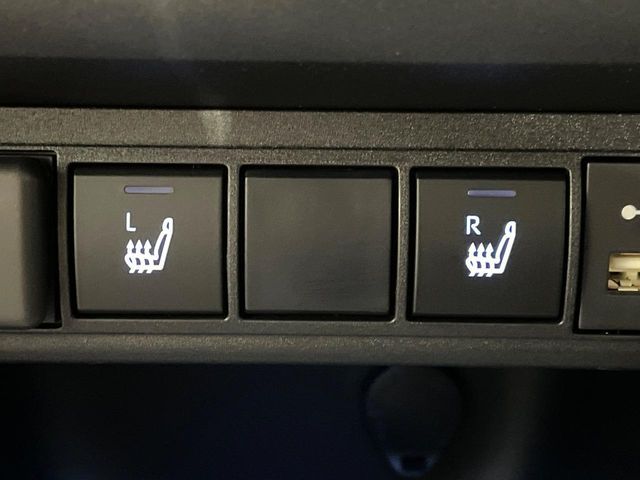 TOYOTA YARIS CROSS HYBRID 2021 Image 31